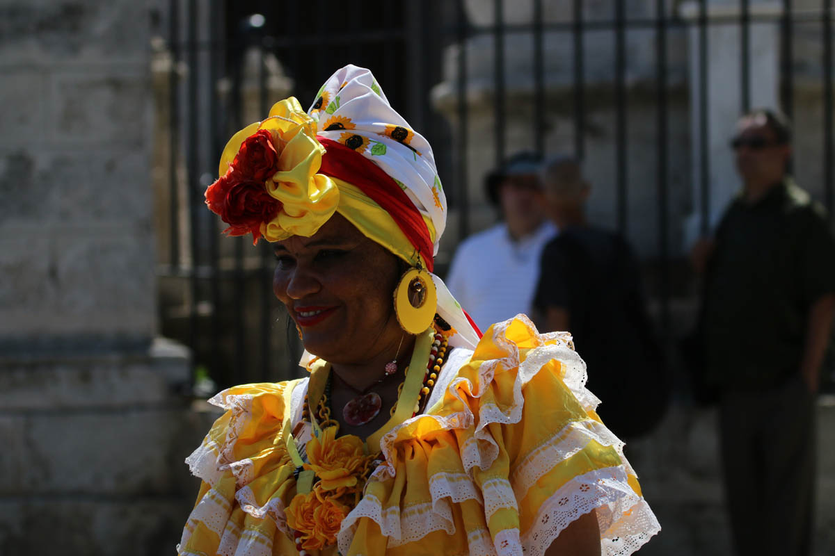 SLCBA 01 Cuba Salsa, Cigars & Classic Cars SLCBA 01 Cuba Salsa, Cigars & Classic Cars